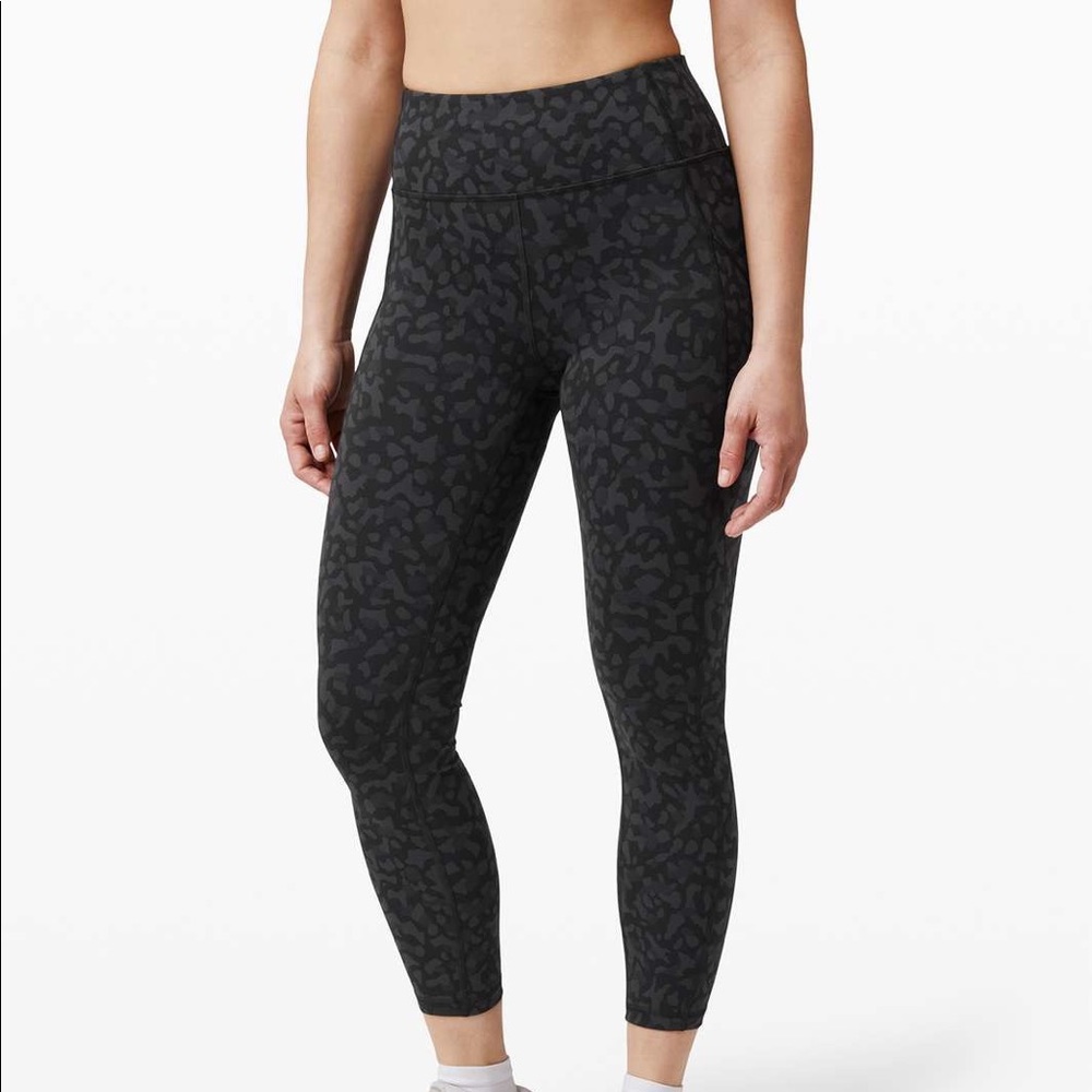 Lululemon Invigorate Leggings - high rise 25”